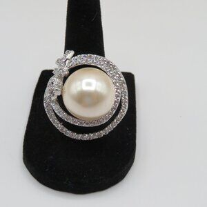 Park Lane Faux Pearl and Rhinestone Silver Tone Ring Size 6